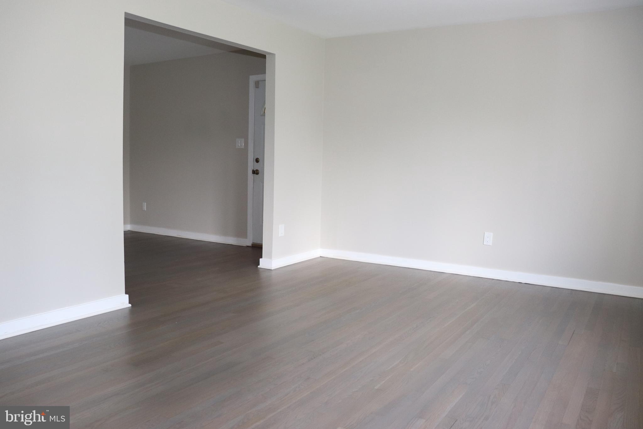 CALVERTON - Residential