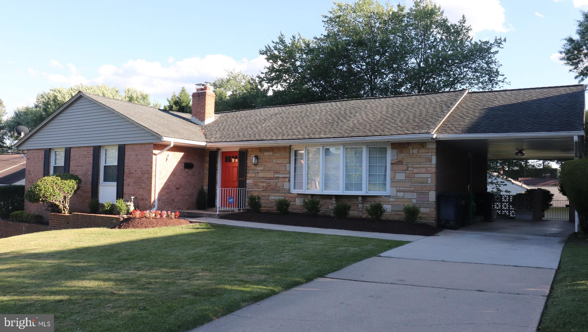 CALVERTON - Residential