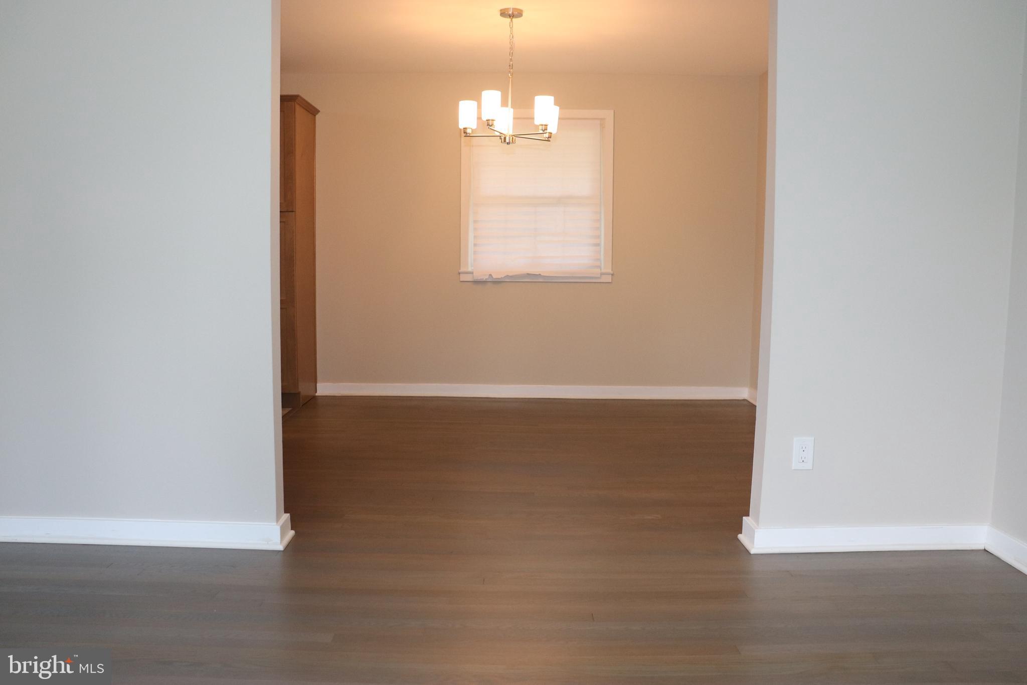 CALVERTON - Residential