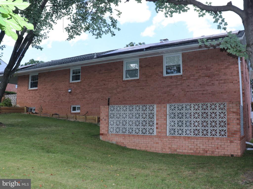 CALVERTON - Residential