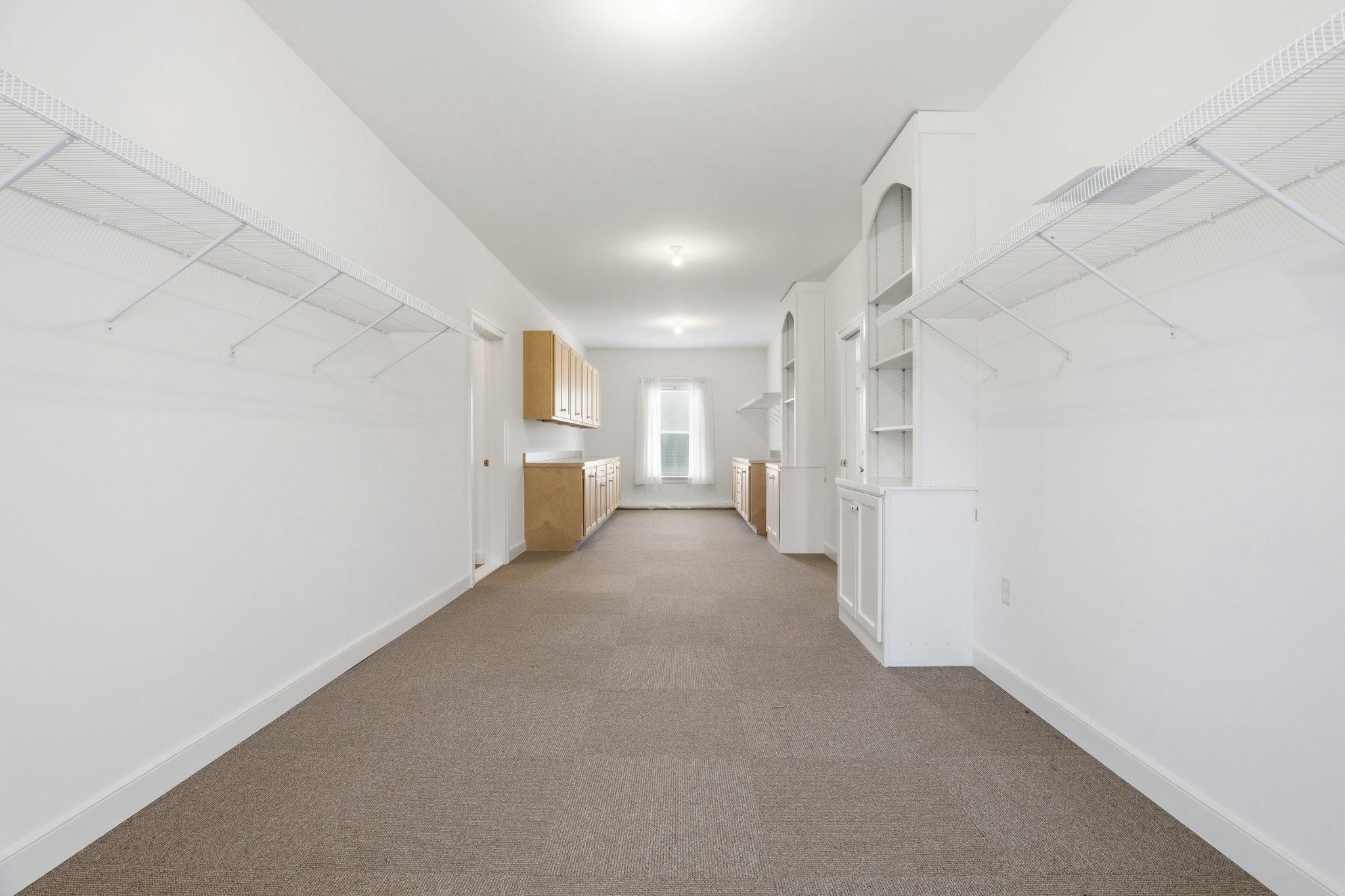 HAVEN LAKE ESTS - Residential