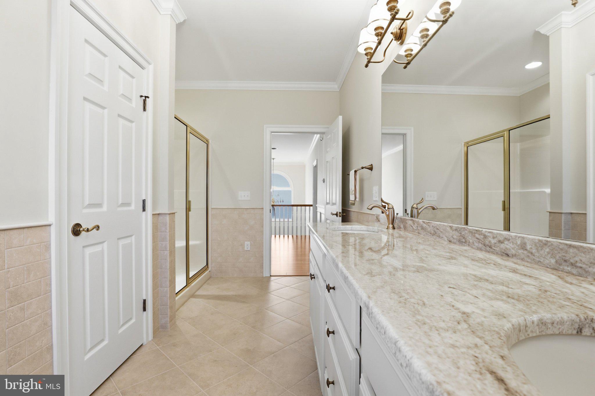 HAVEN LAKE ESTS - Residential