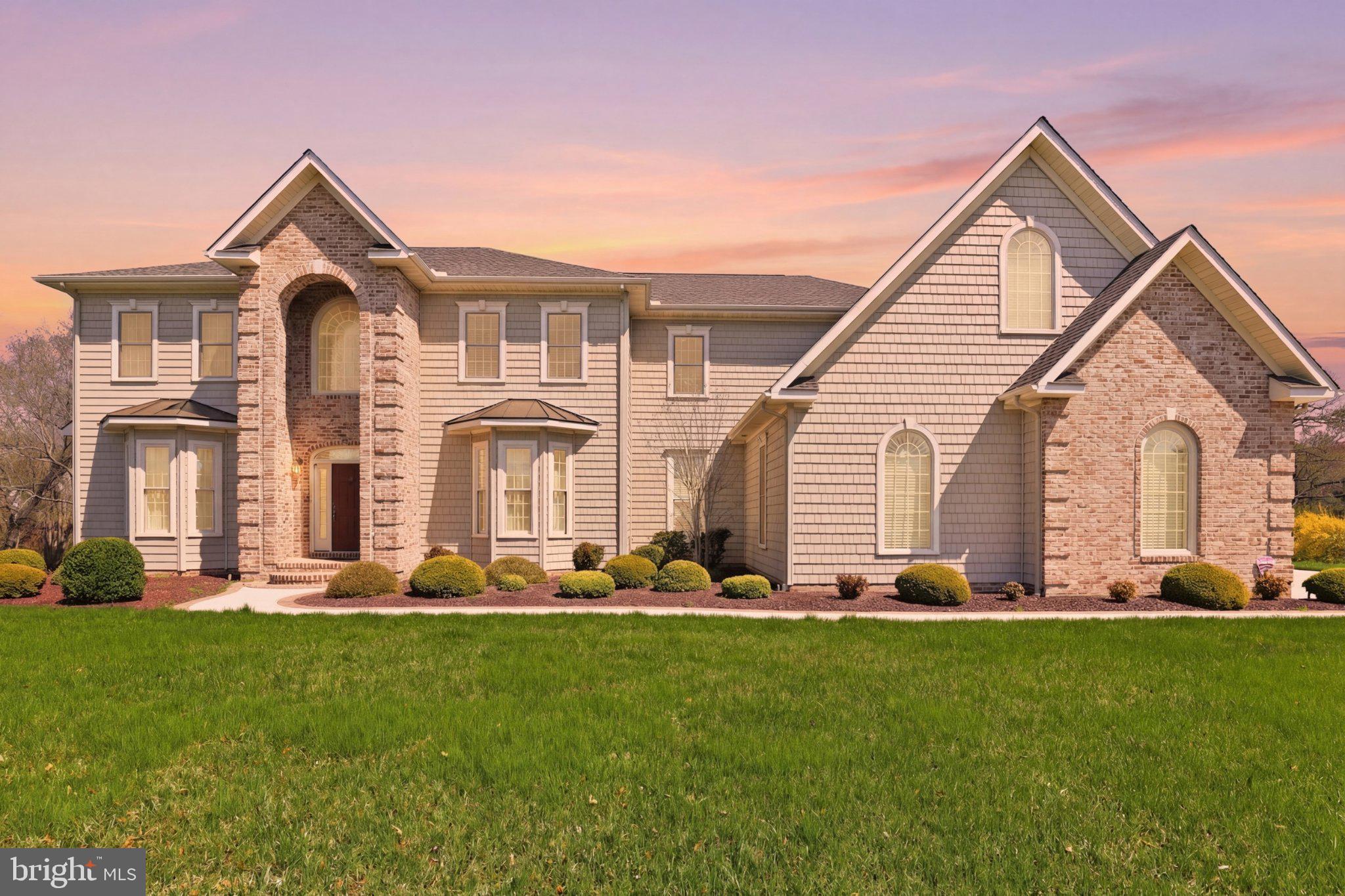 HAVEN LAKE ESTS - Residential