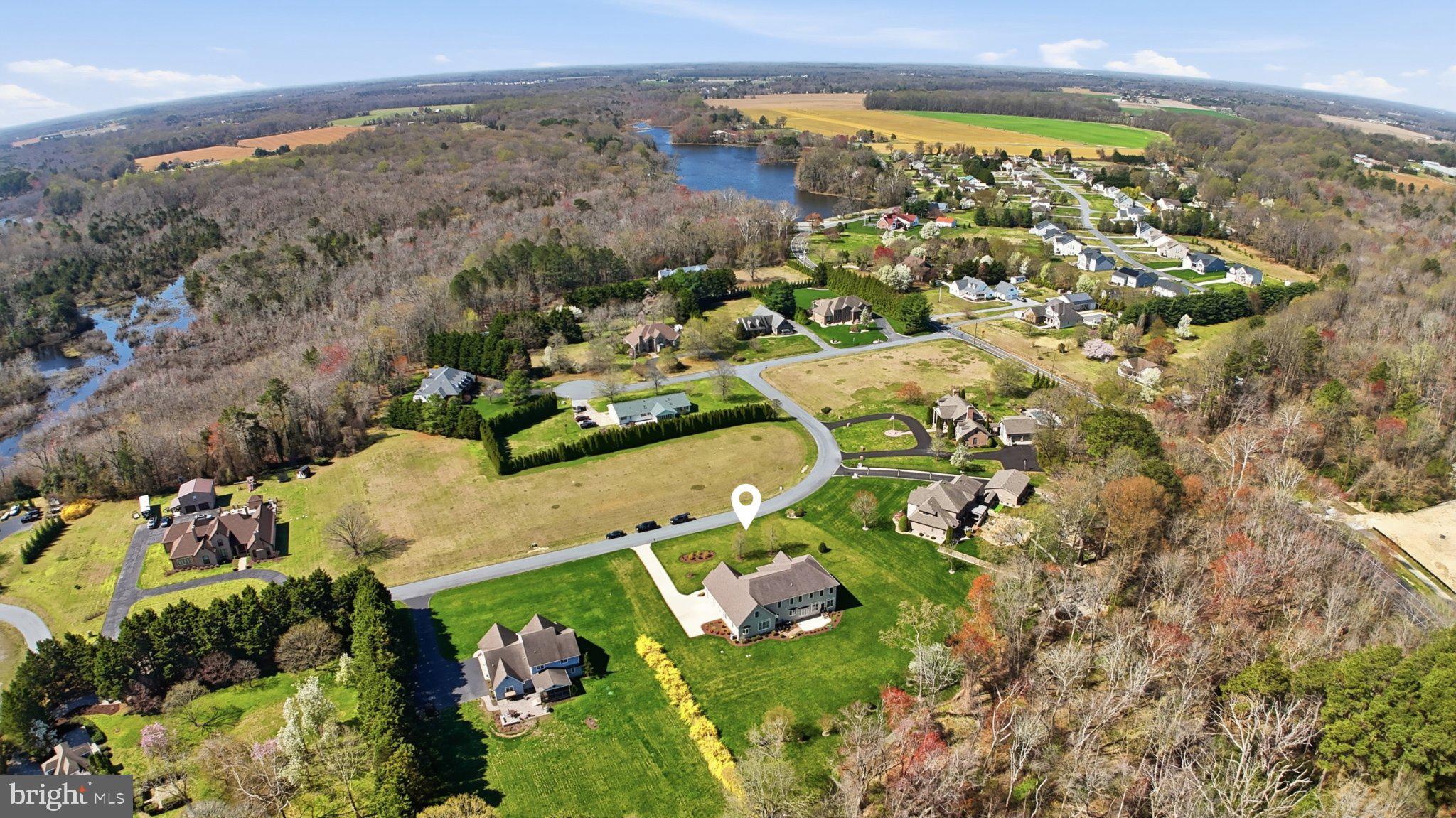 HAVEN LAKE ESTS - Residential