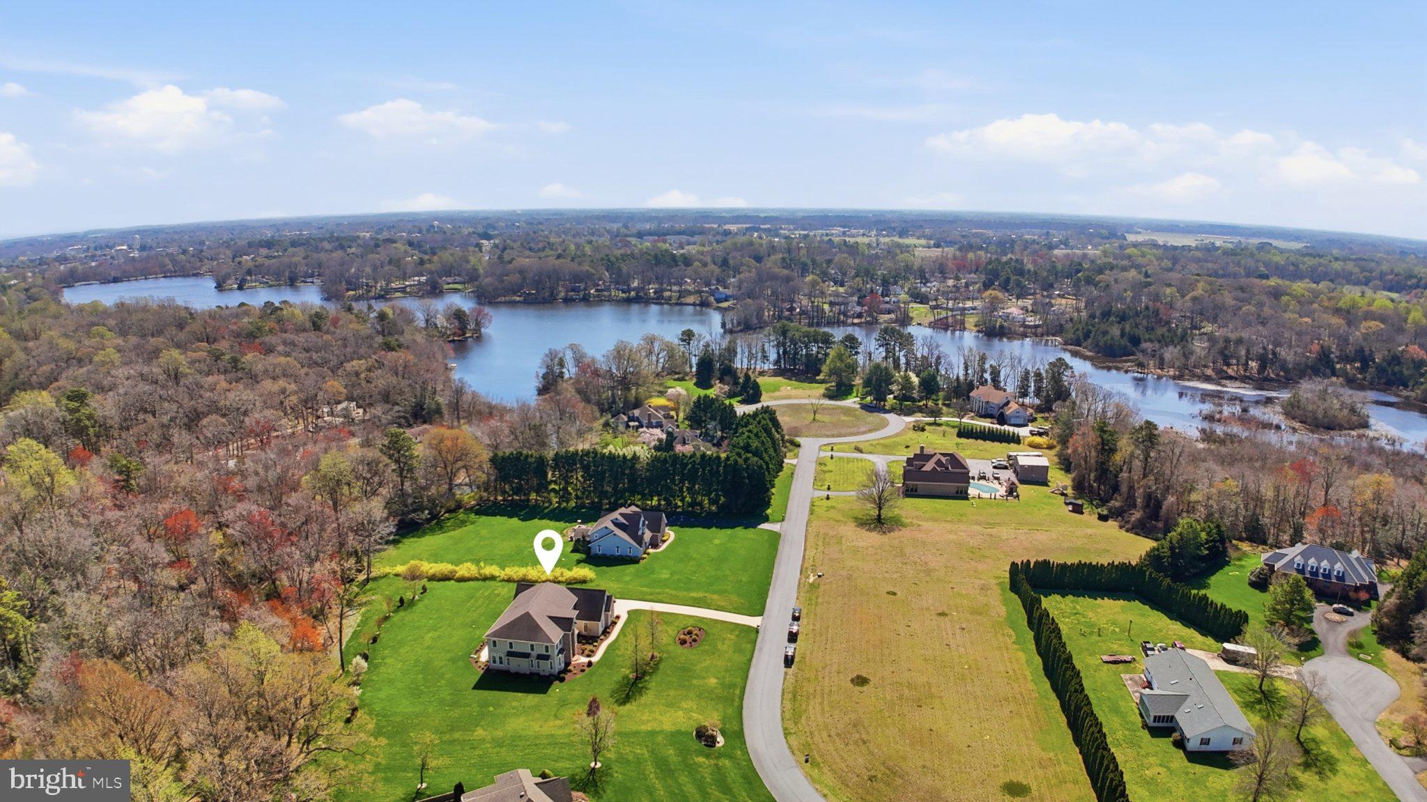 HAVEN LAKE ESTS - Residential