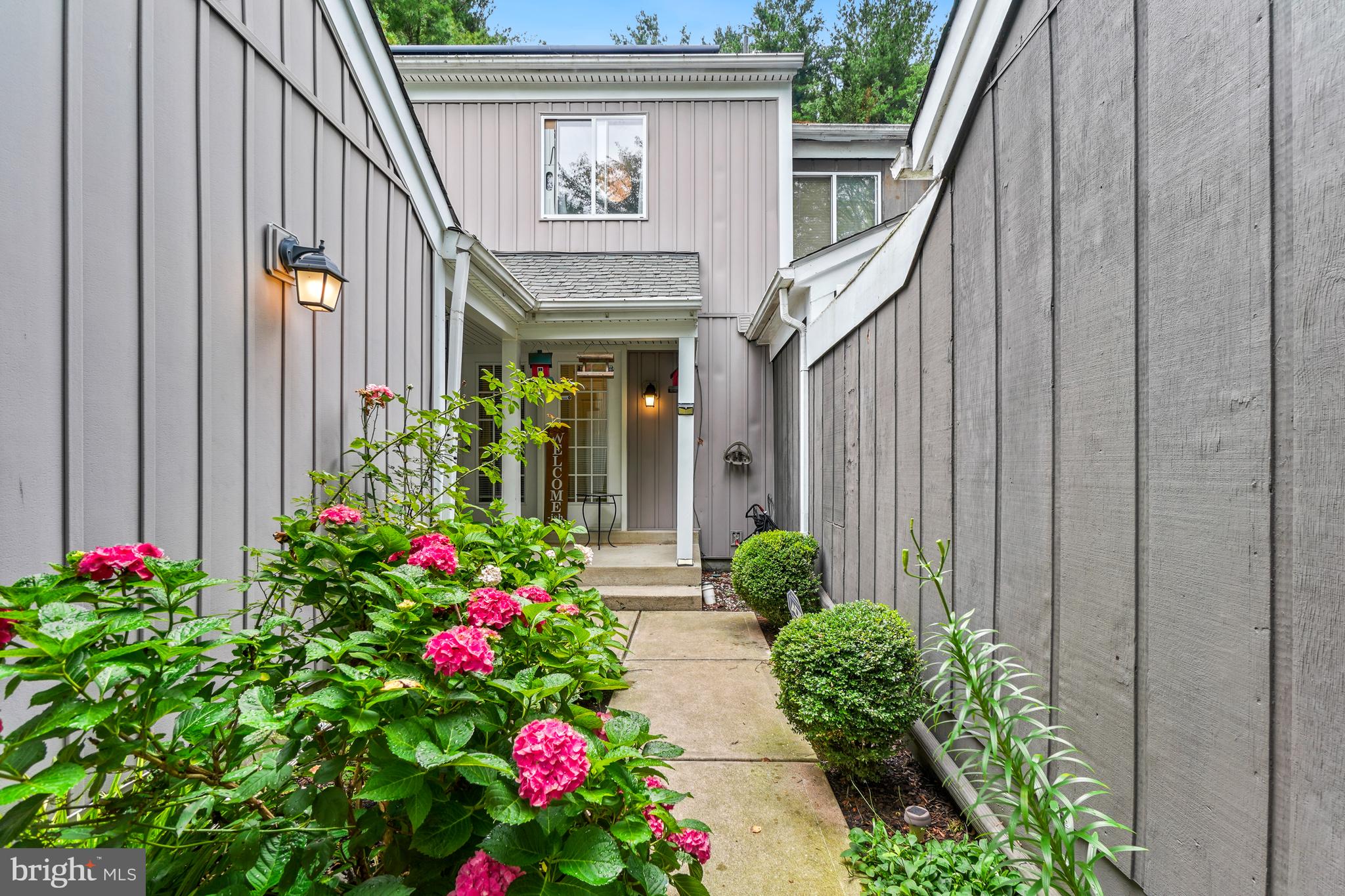 HIGHLAND HALL - Residential