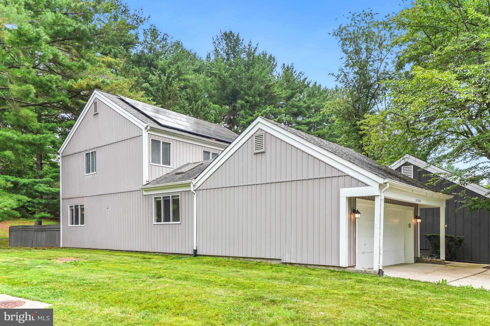 HIGHLAND HALL - Residential