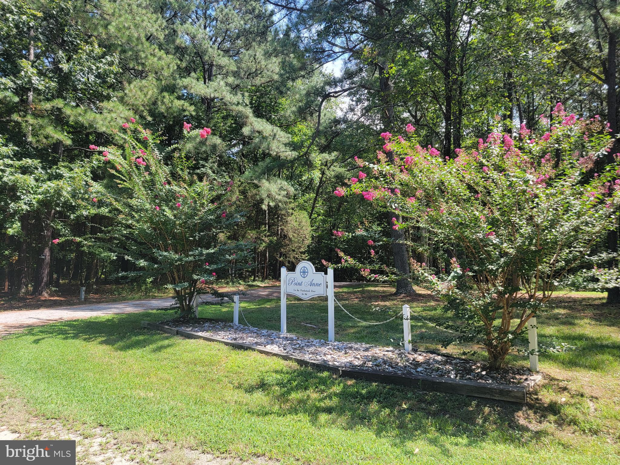 Two level park like building lots in Point Anne Neighborhood. Lot 2A .7361 ac and Lot A3 .7903. Enjoy a private community sand beach, boat ramp, and dock on the Piankatank River. 3 bedroom soil certification letter in hand for lot A-2. Listing broker is a part owner. Property owners association is $100 per year per home.