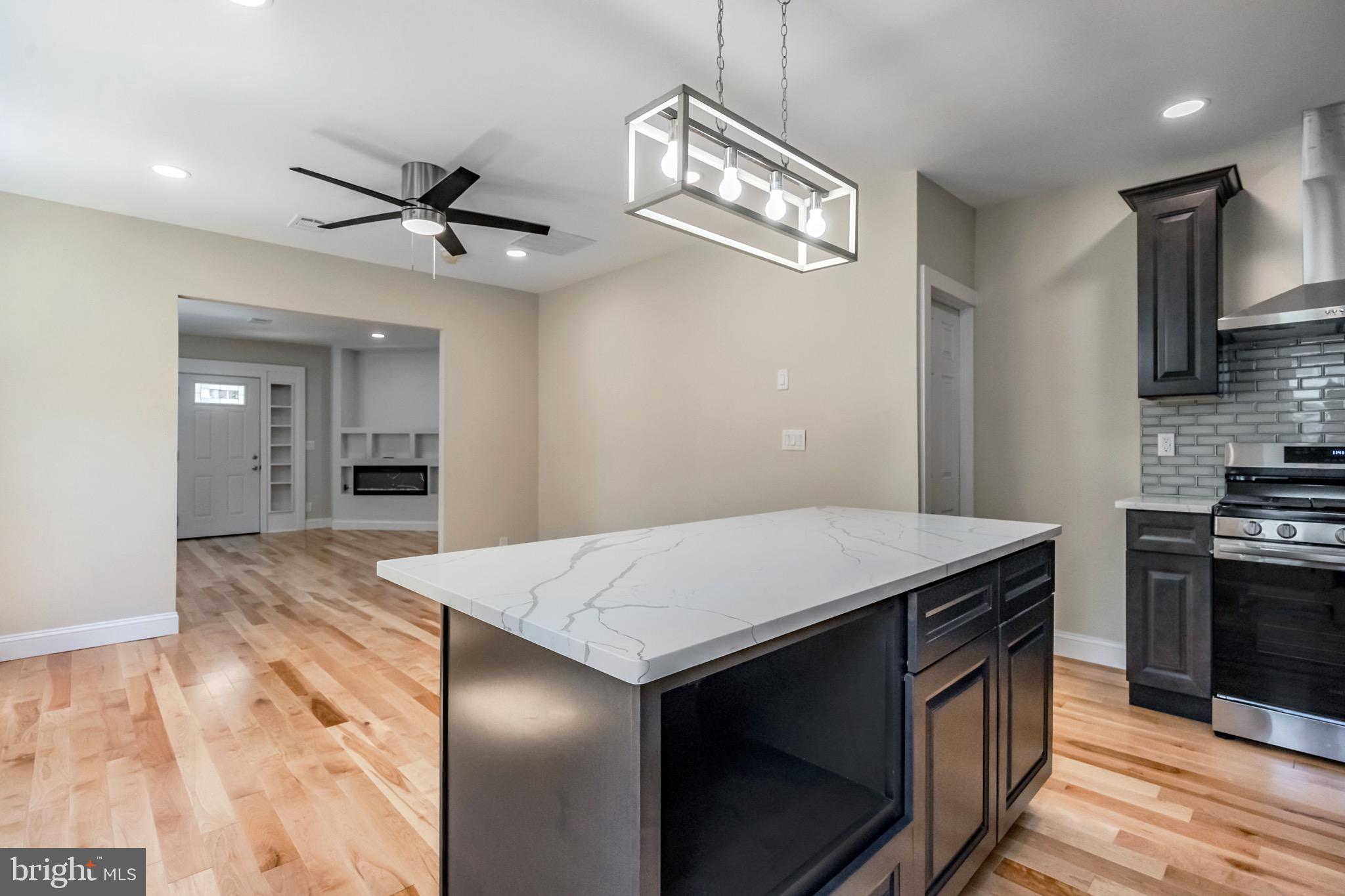KIRKLAND - Residential