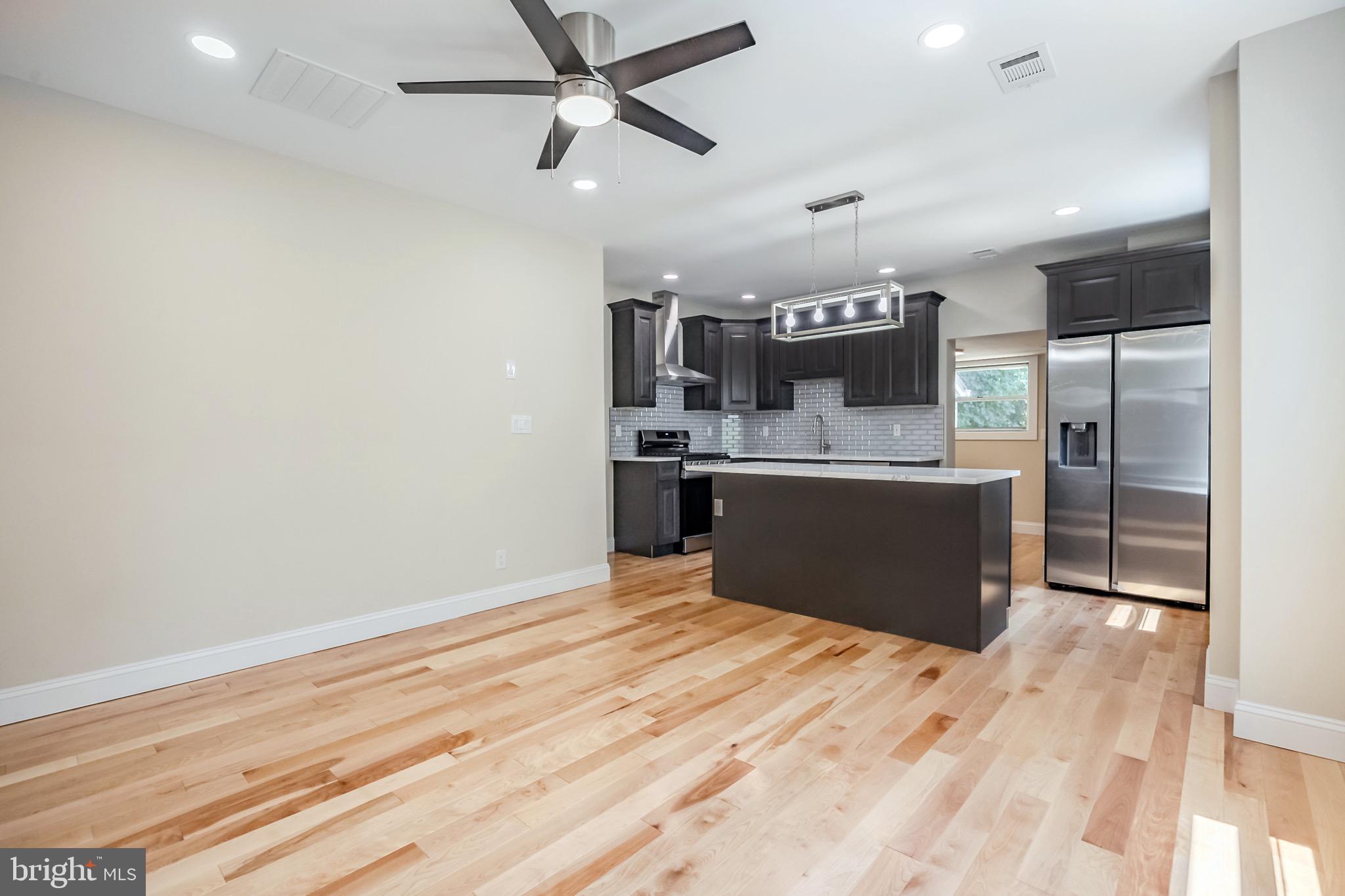 KIRKLAND - Residential