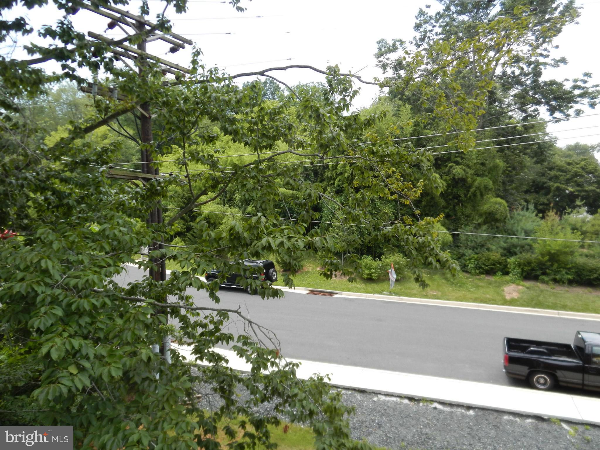 HICKORY HILLS CONDOMINIUMS - Residential Lease
