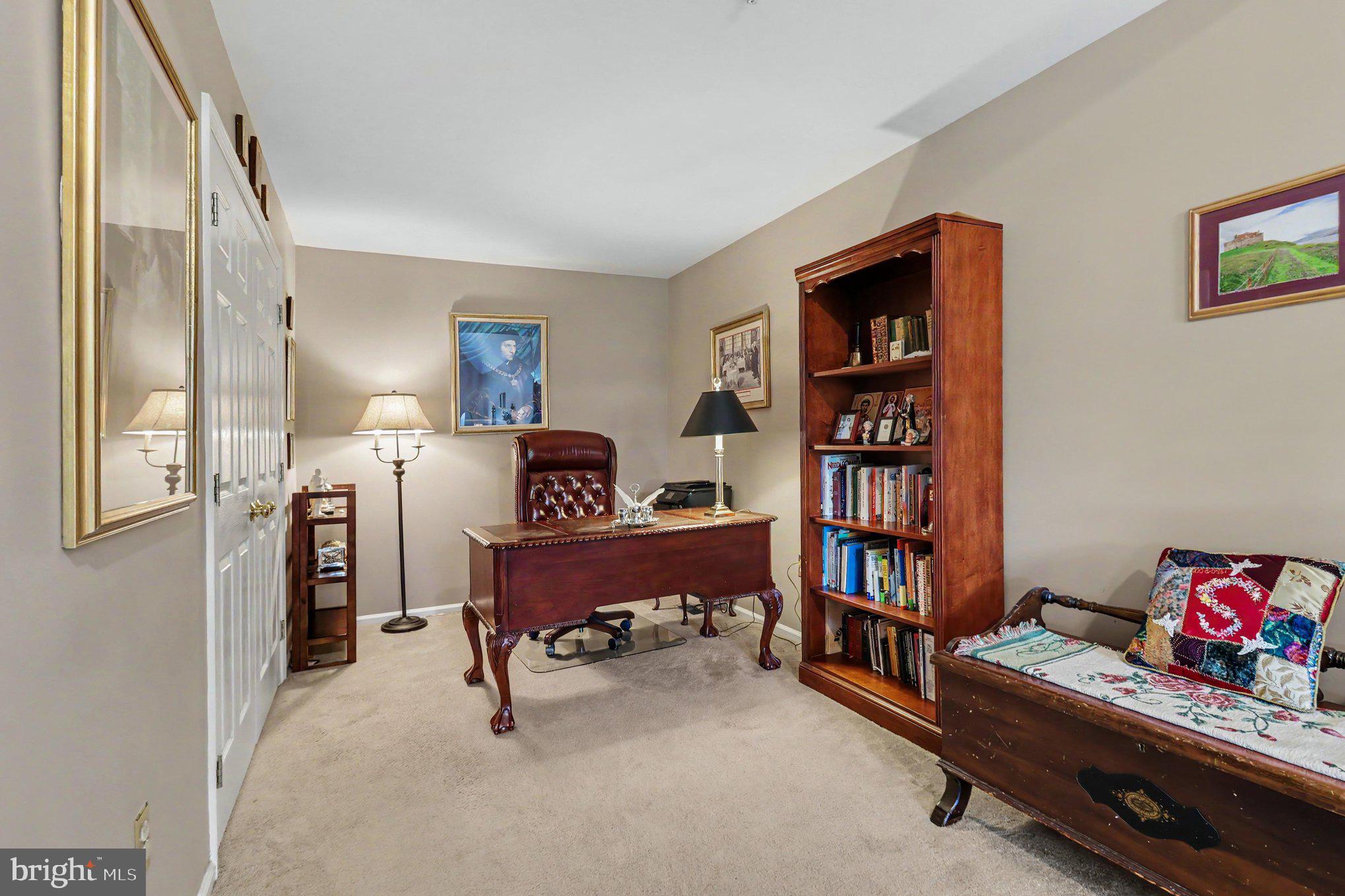CENTER POINT FARM - Residential