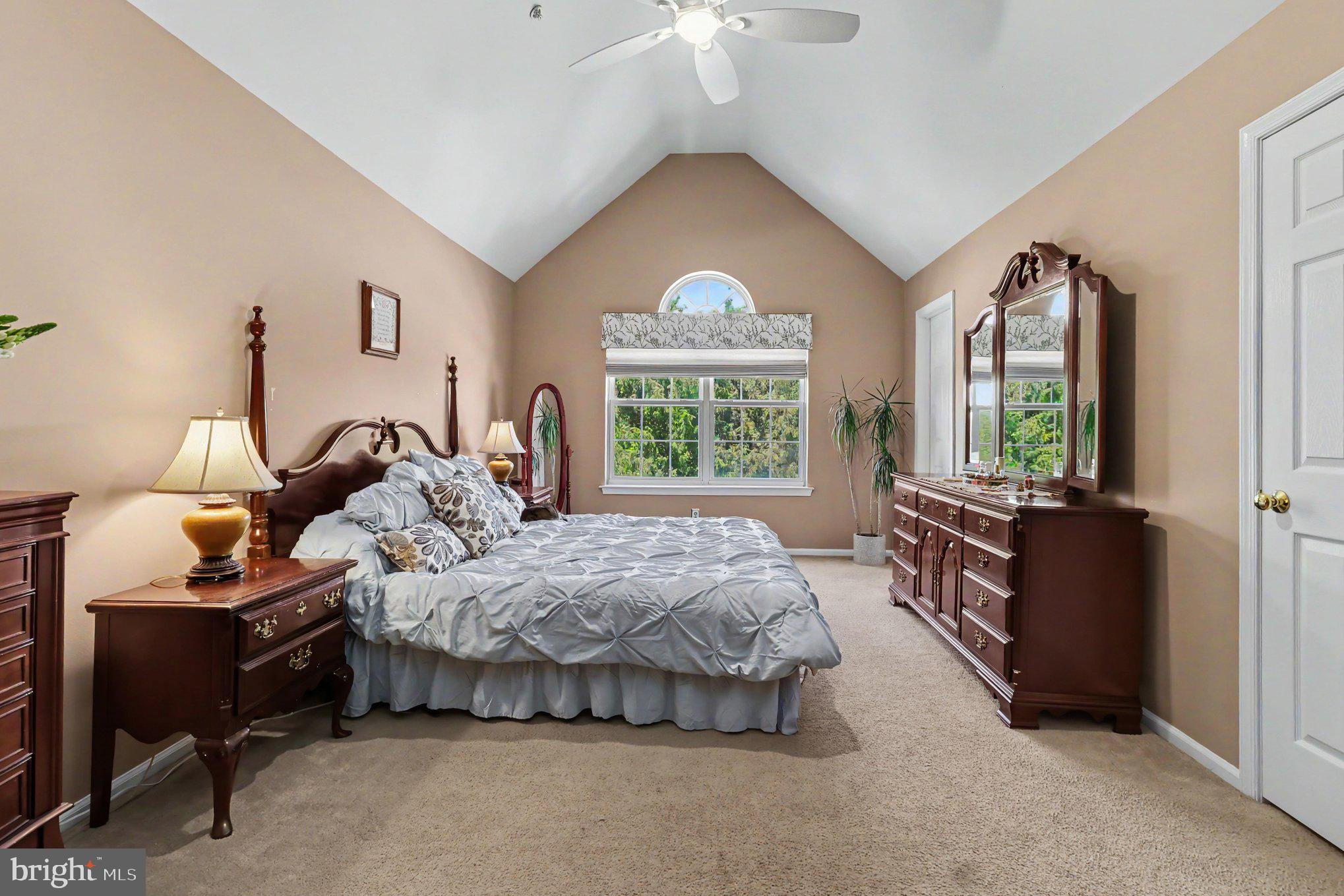 CENTER POINT FARM - Residential