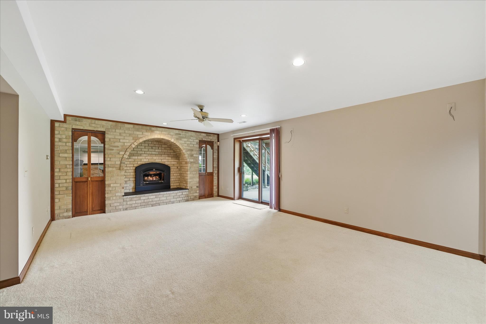 BANNER COUNTRY - Residential