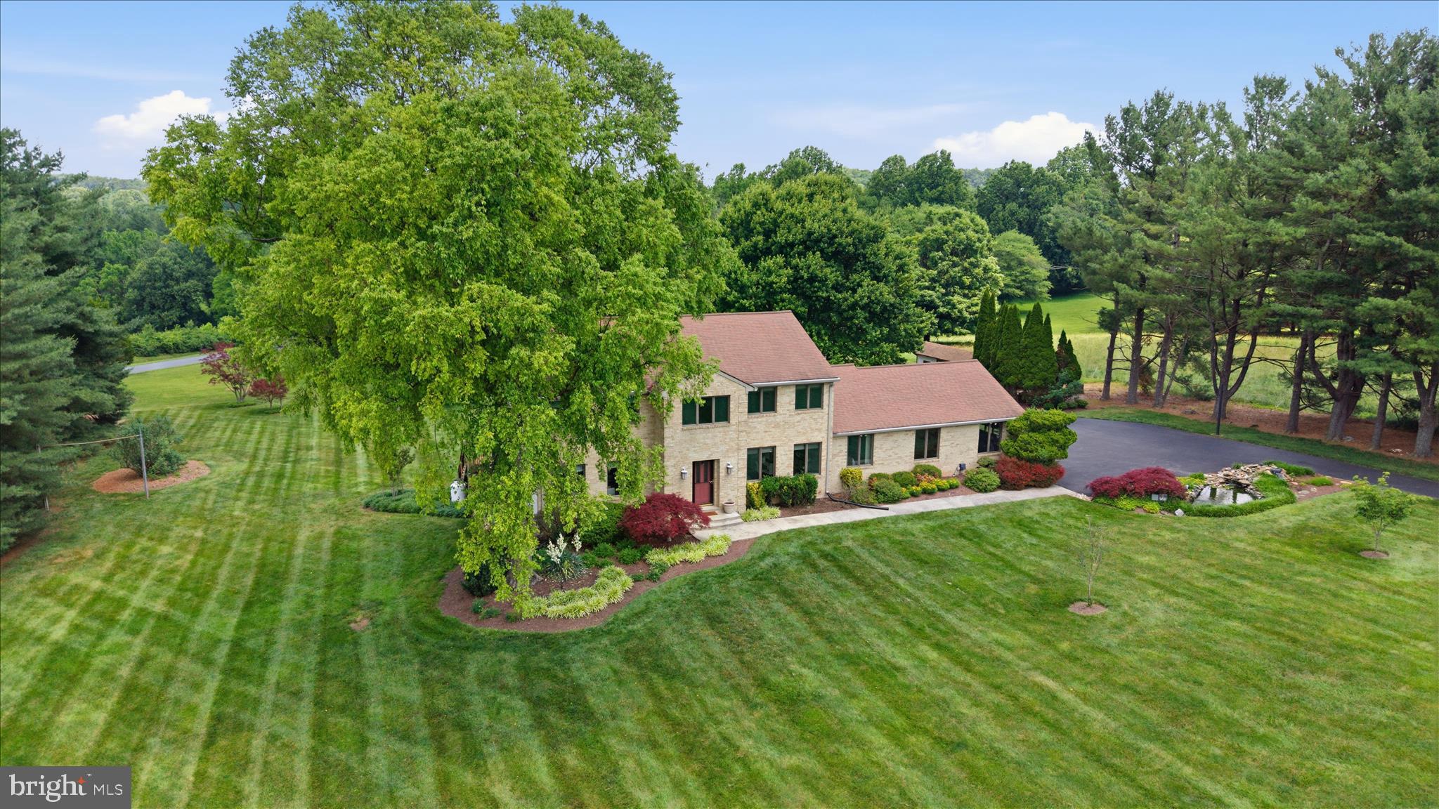 BANNER COUNTRY - Residential