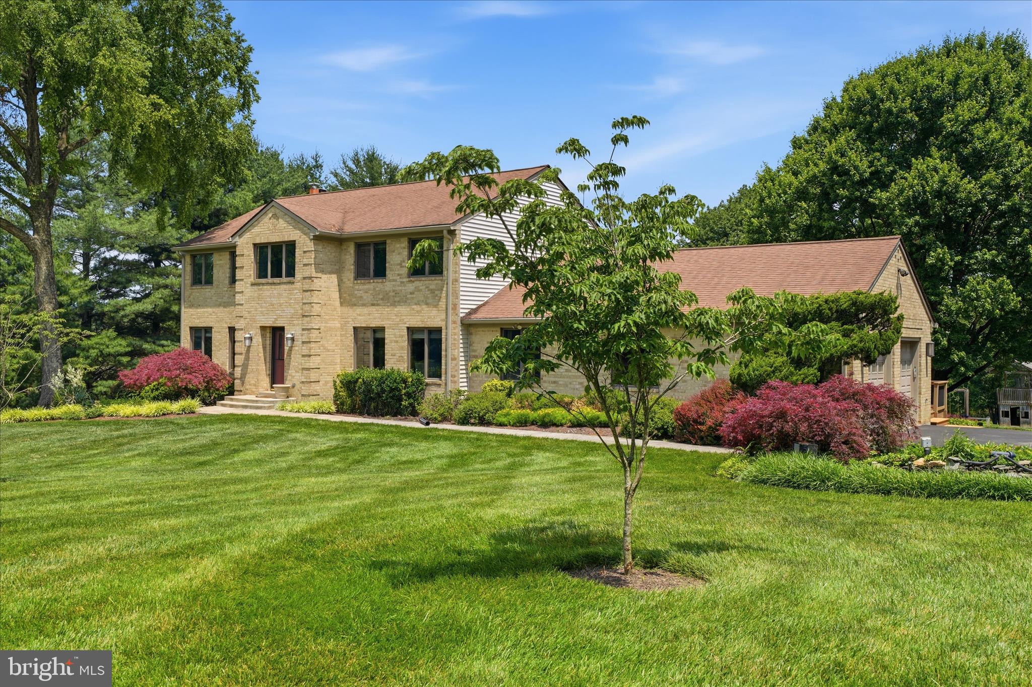 BANNER COUNTRY - Residential
