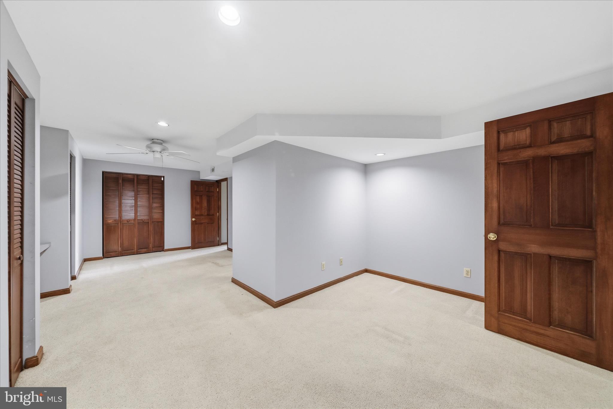BANNER COUNTRY - Residential