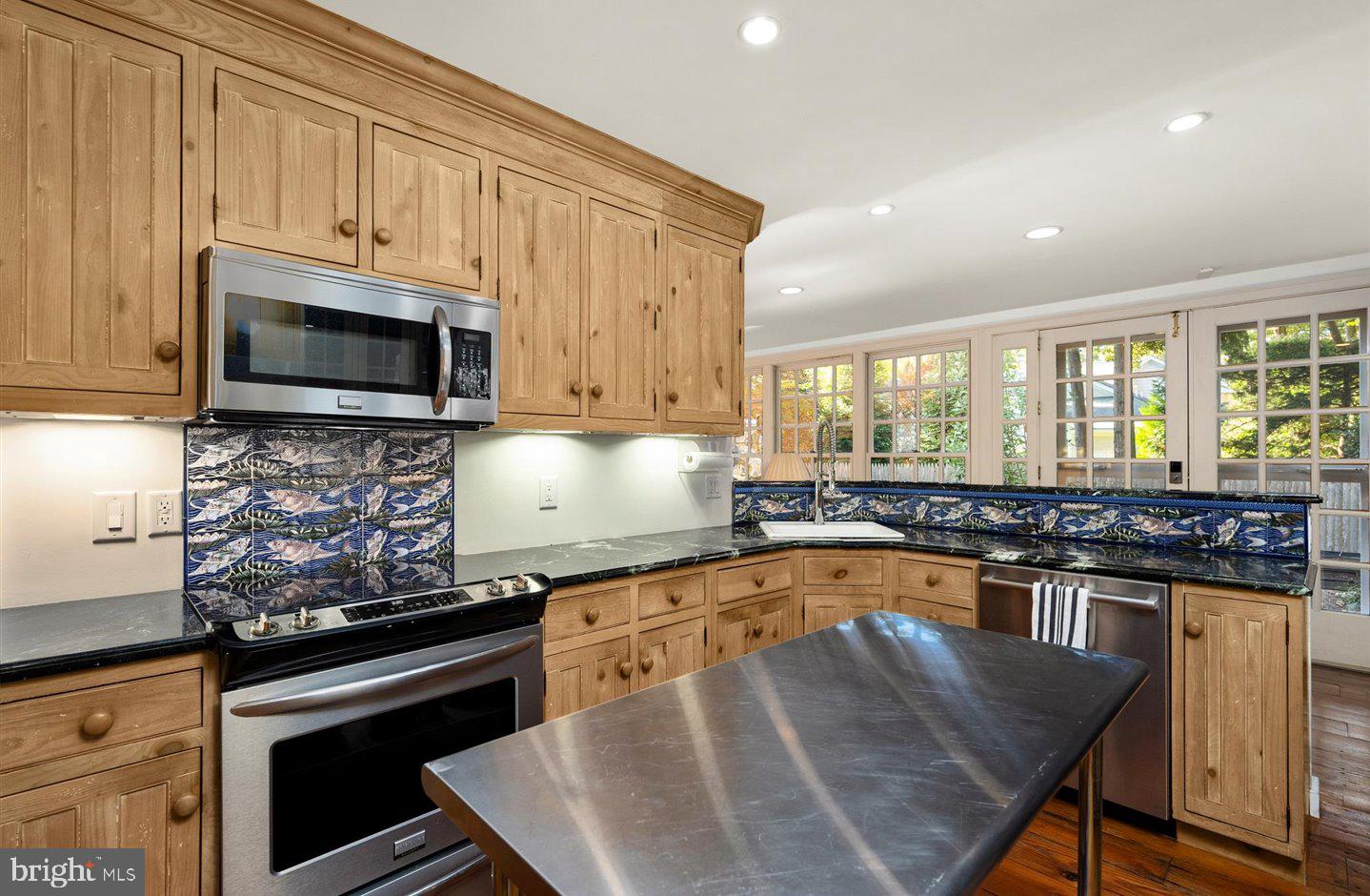NORTH REHOBOTH - Residential