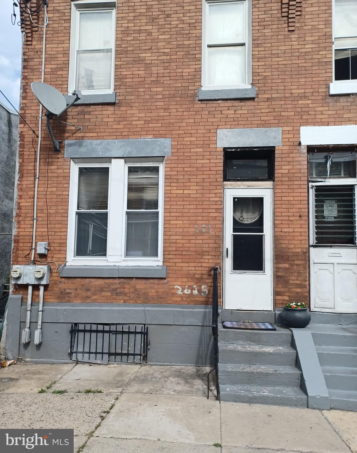 STRAWBERRY MANSION - Residential Income