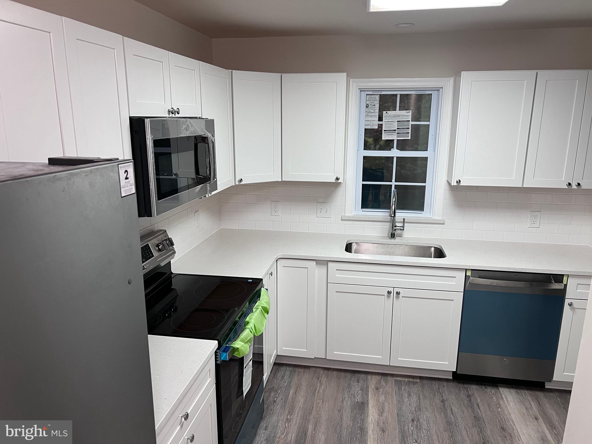 THE PINES - Residential