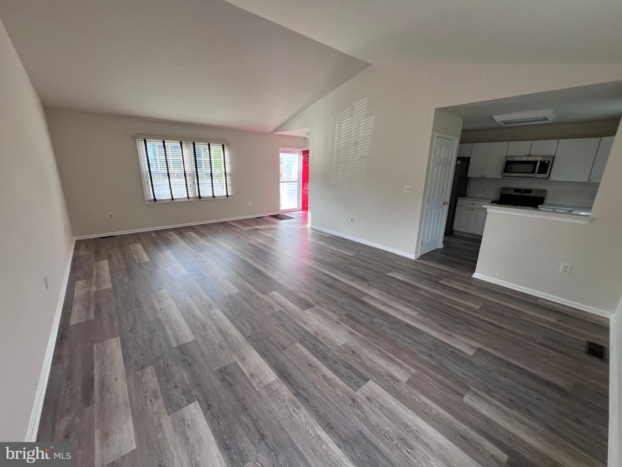 THE PINES - Residential