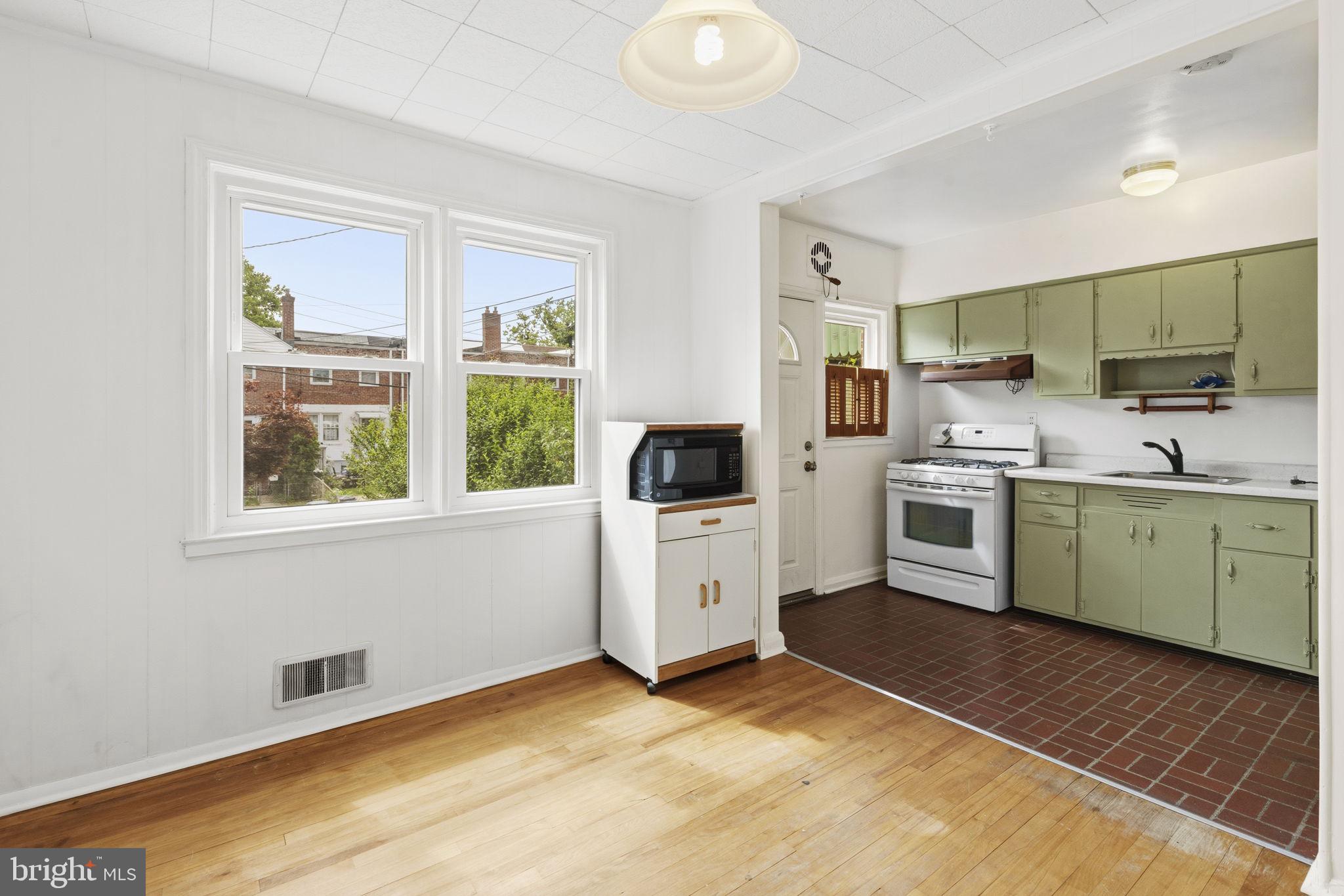 LOCH RAVEN HEIGHTS - Residential