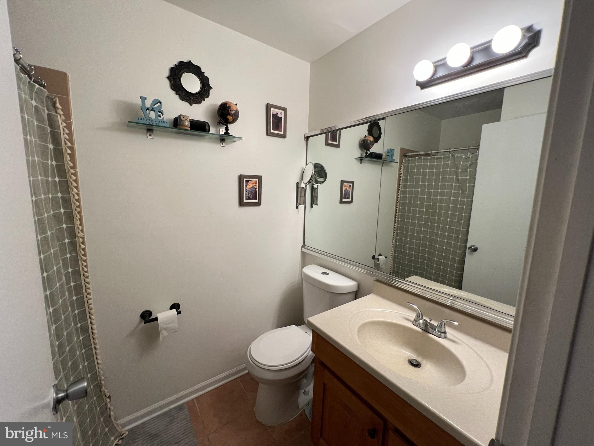 SAW MILL VALLEY - Residential