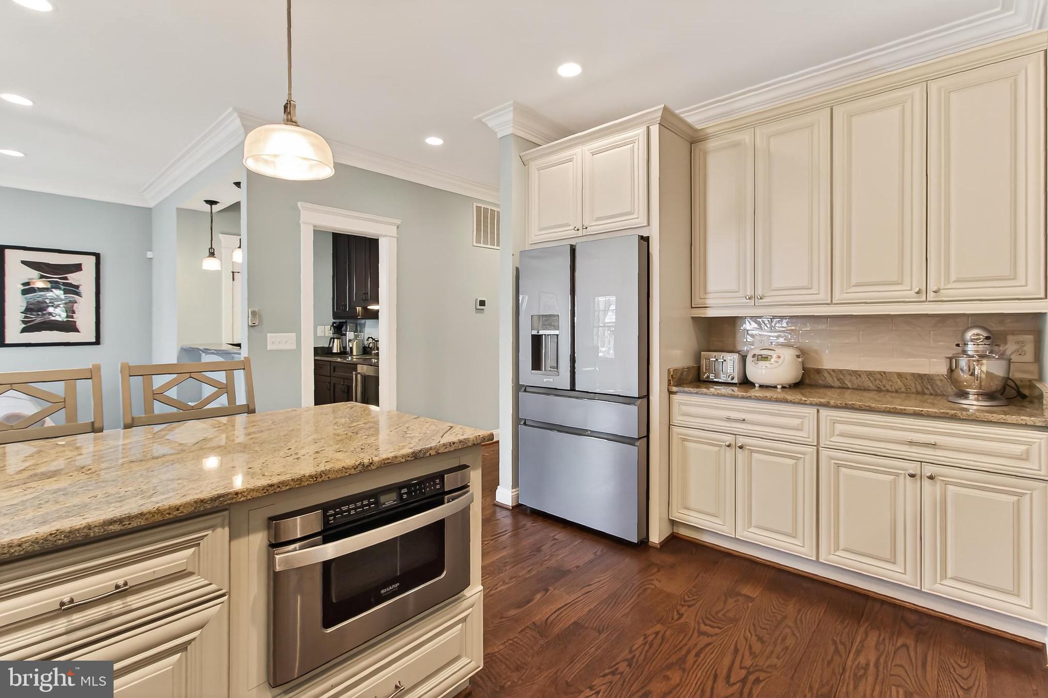 ELLISON HEIGHTS - Residential