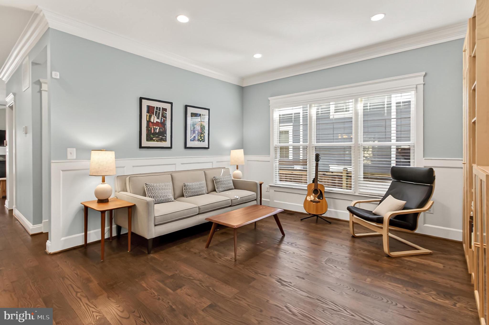 ELLISON HEIGHTS - Residential