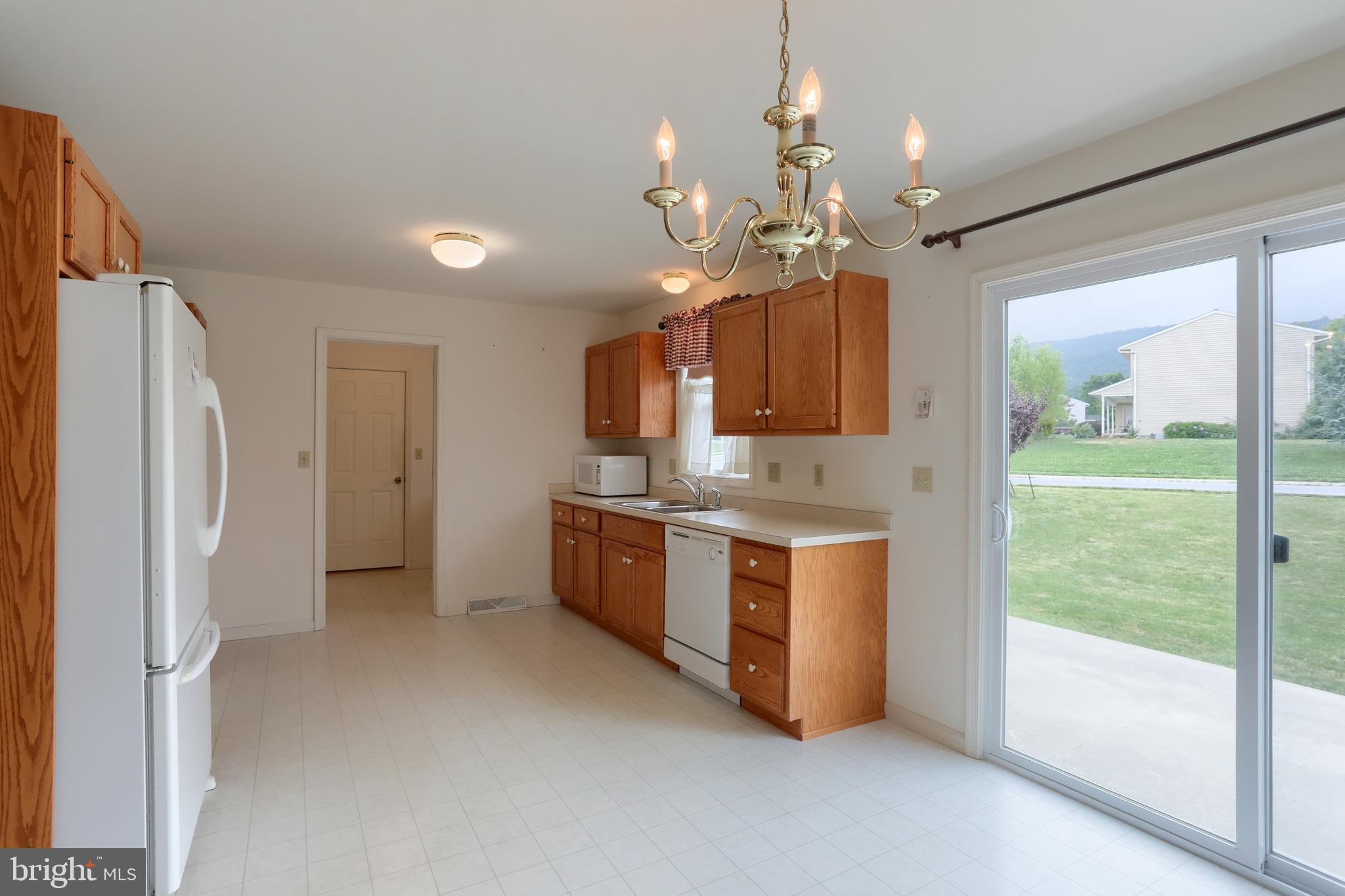 NEWBURG VILLAGE - Residential