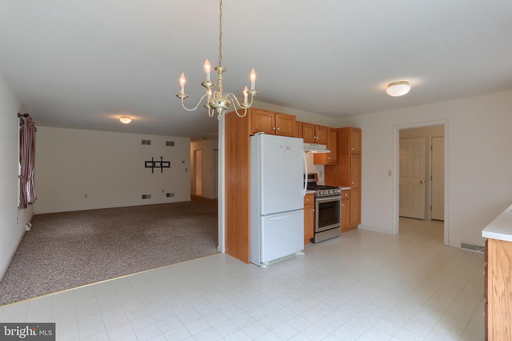 NEWBURG VILLAGE - Residential