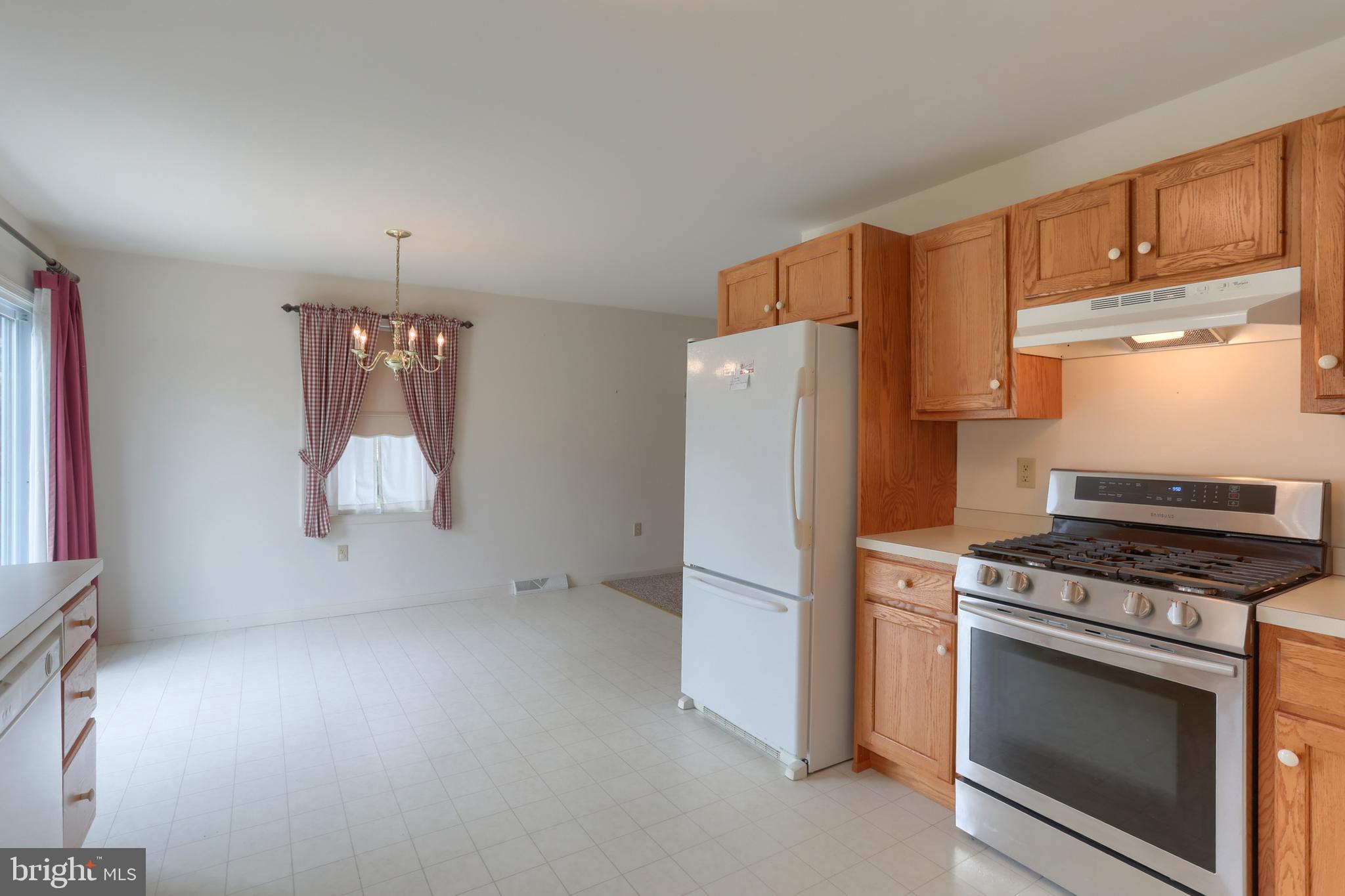 NEWBURG VILLAGE - Residential