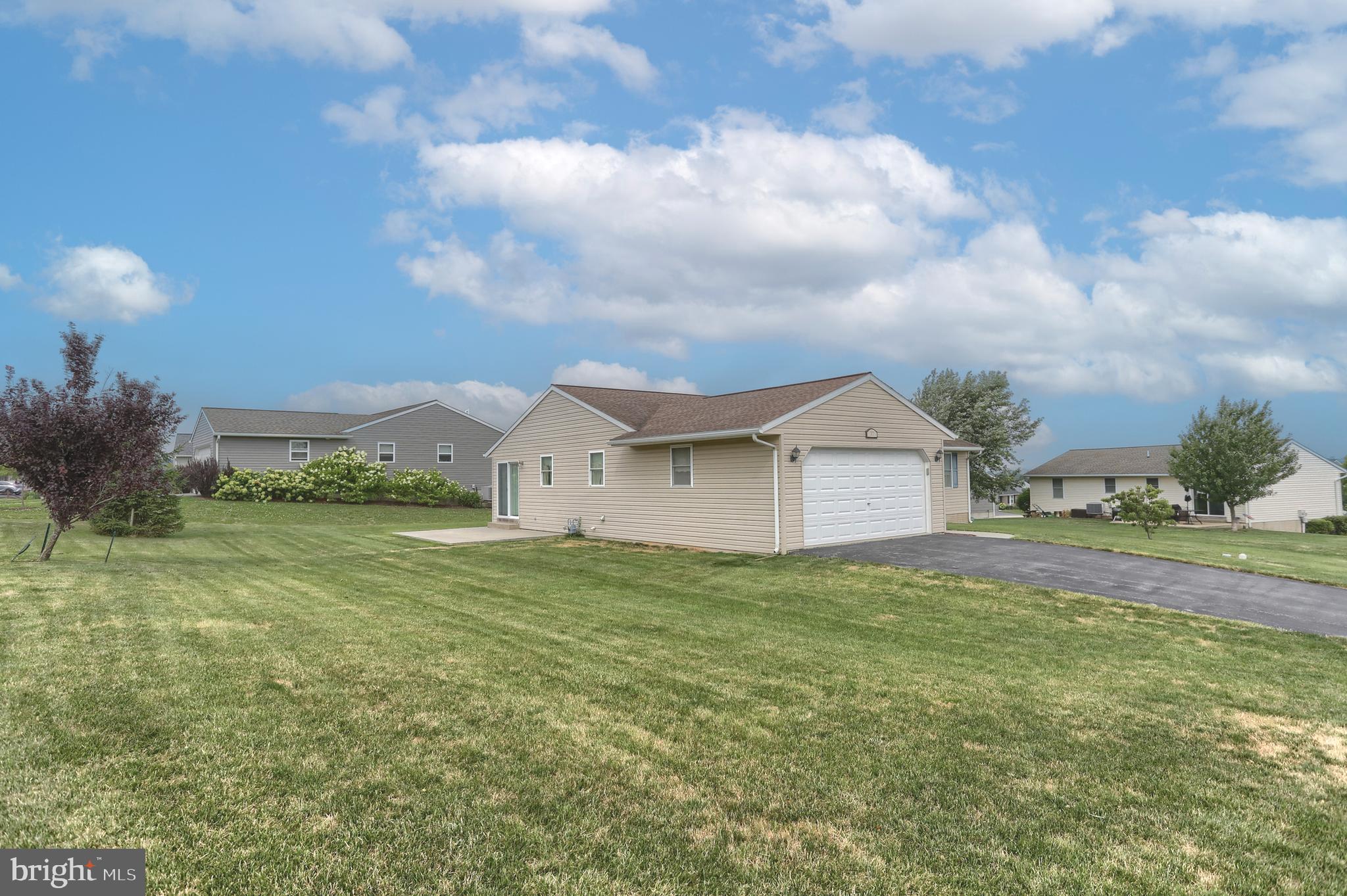 NEWBURG VILLAGE - Residential