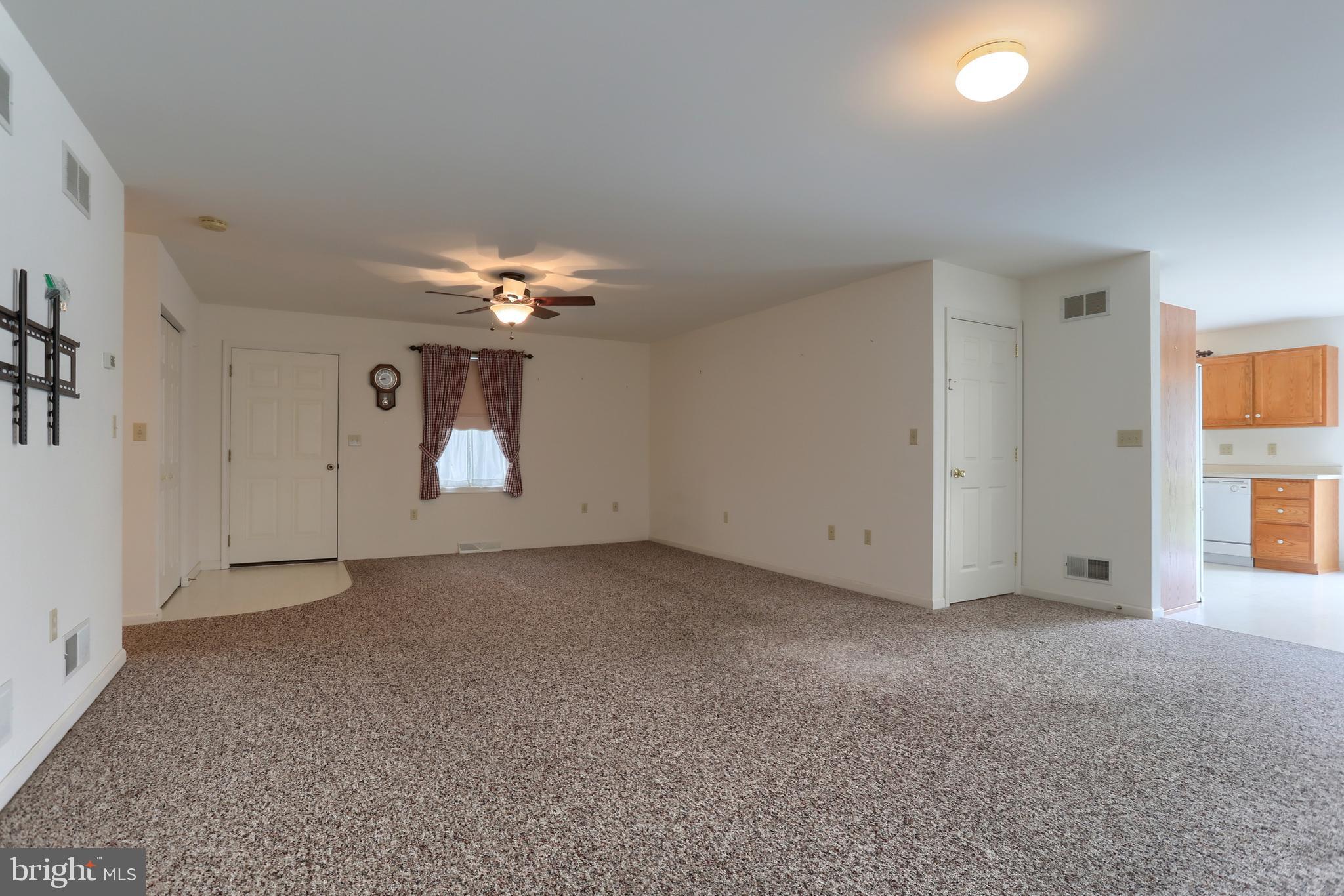 NEWBURG VILLAGE - Residential