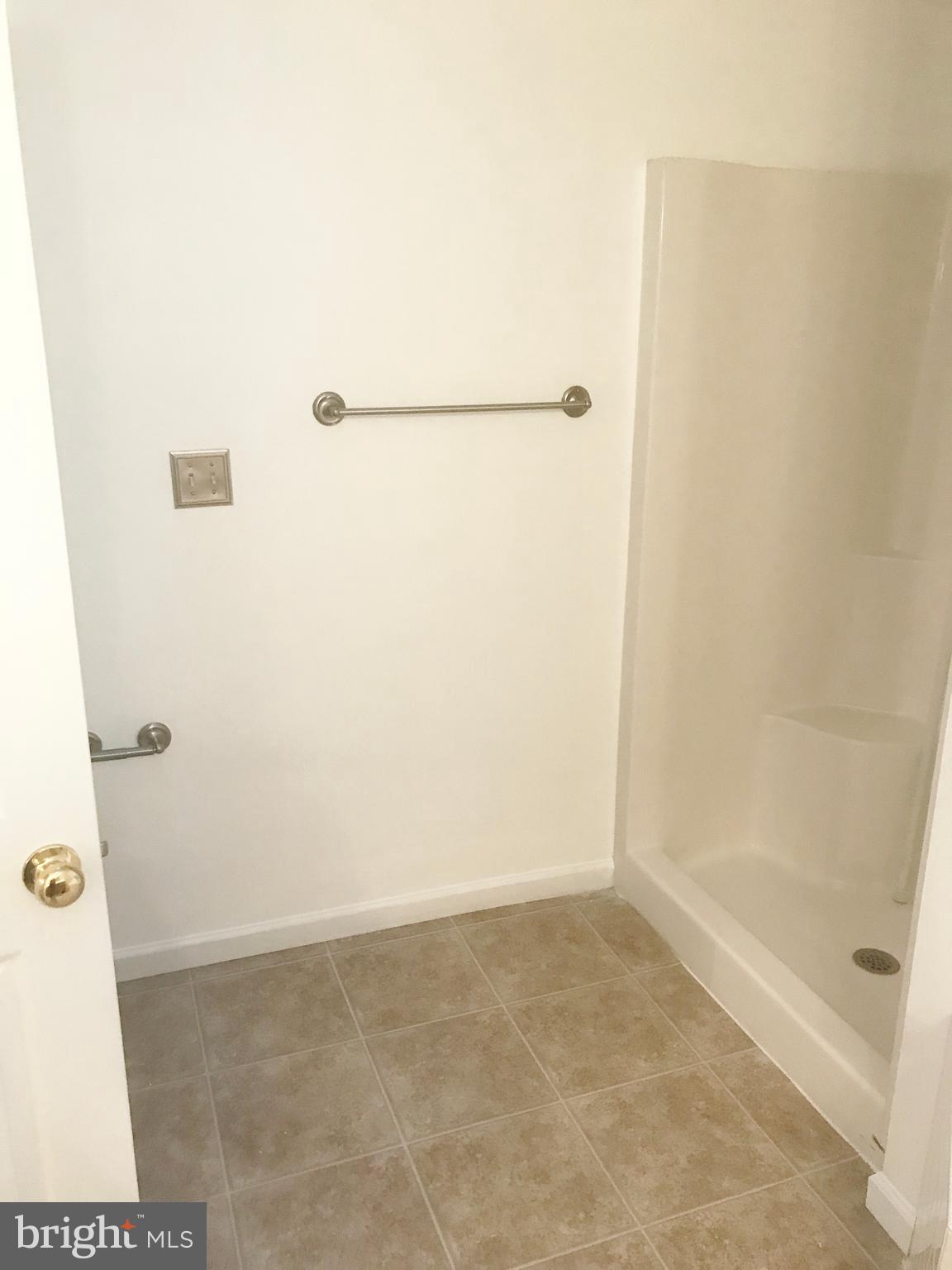 JACKSON HEIGHTS - Residential Lease
