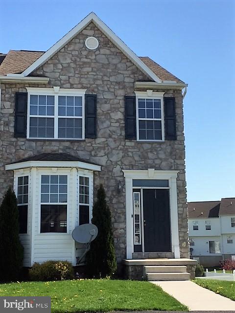 JACKSON HEIGHTS - Residential Lease