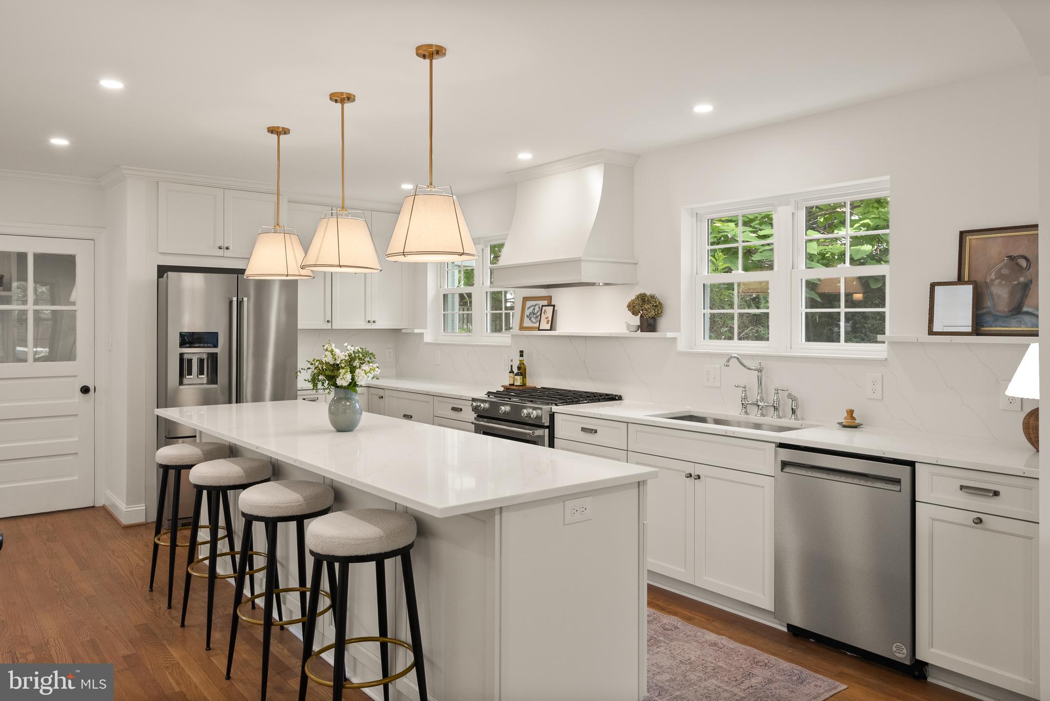 OVER LEE KNOLLS - Residential