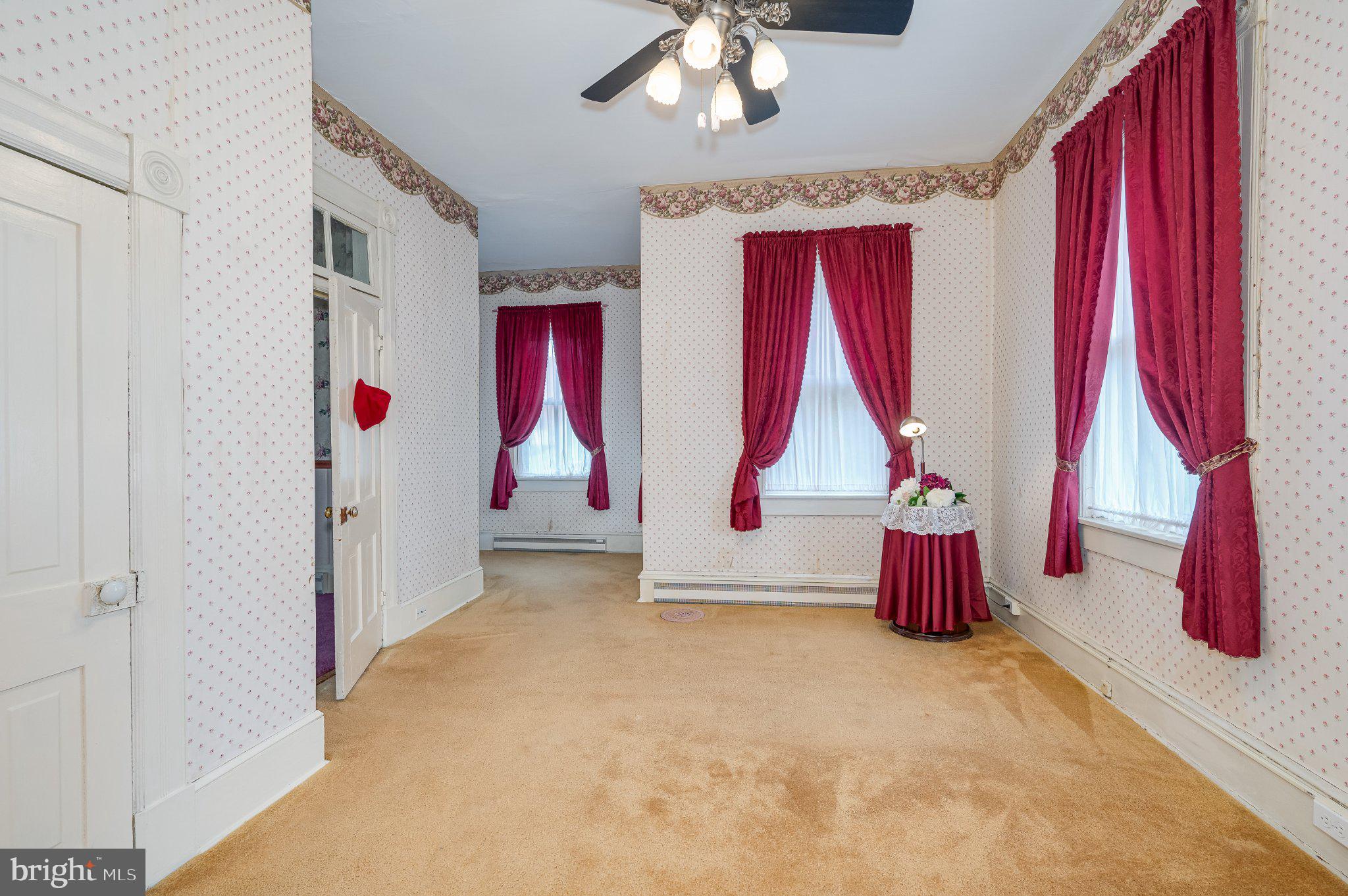 HARPERS FERRY - Residential