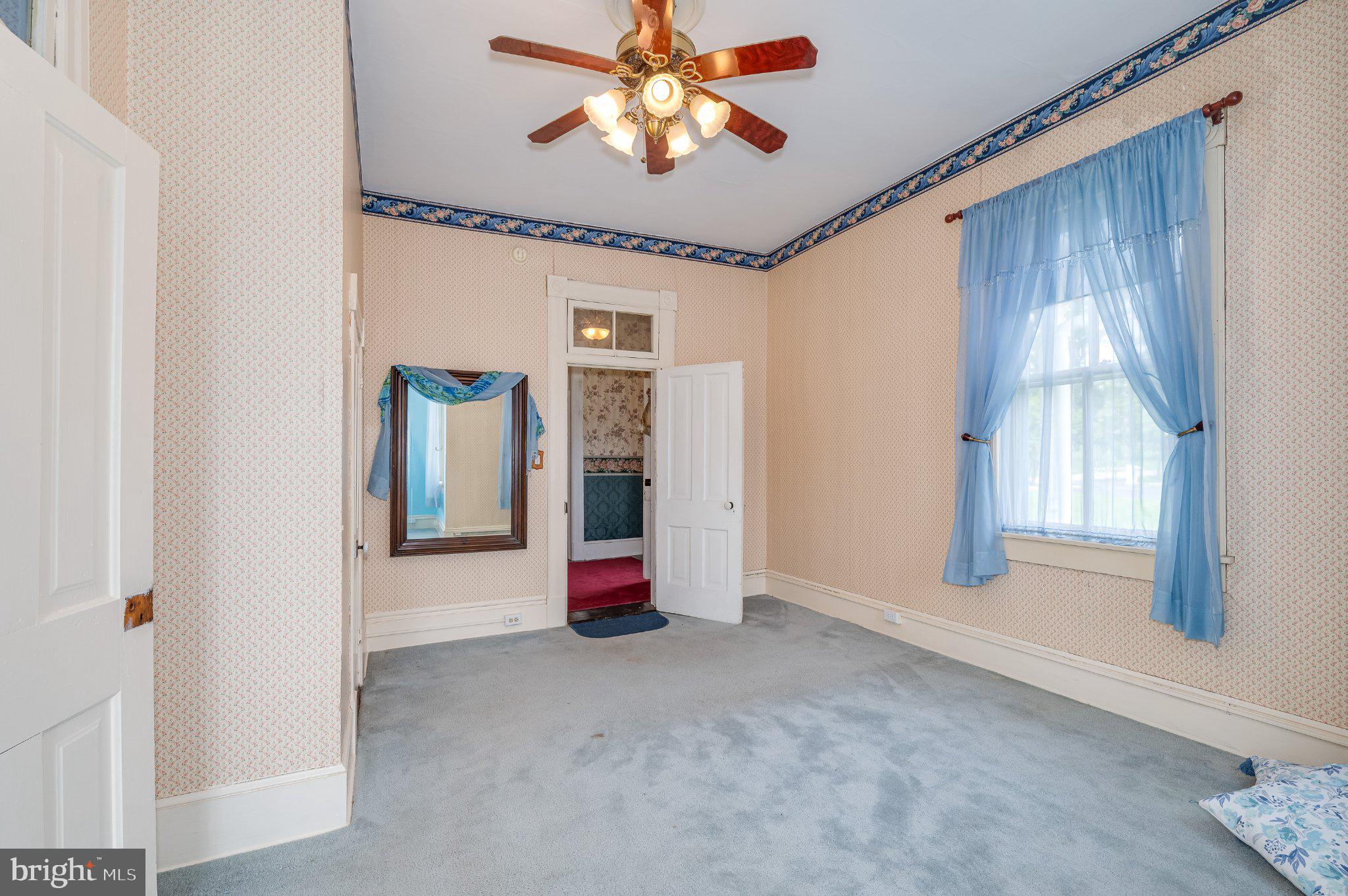 HARPERS FERRY - Residential
