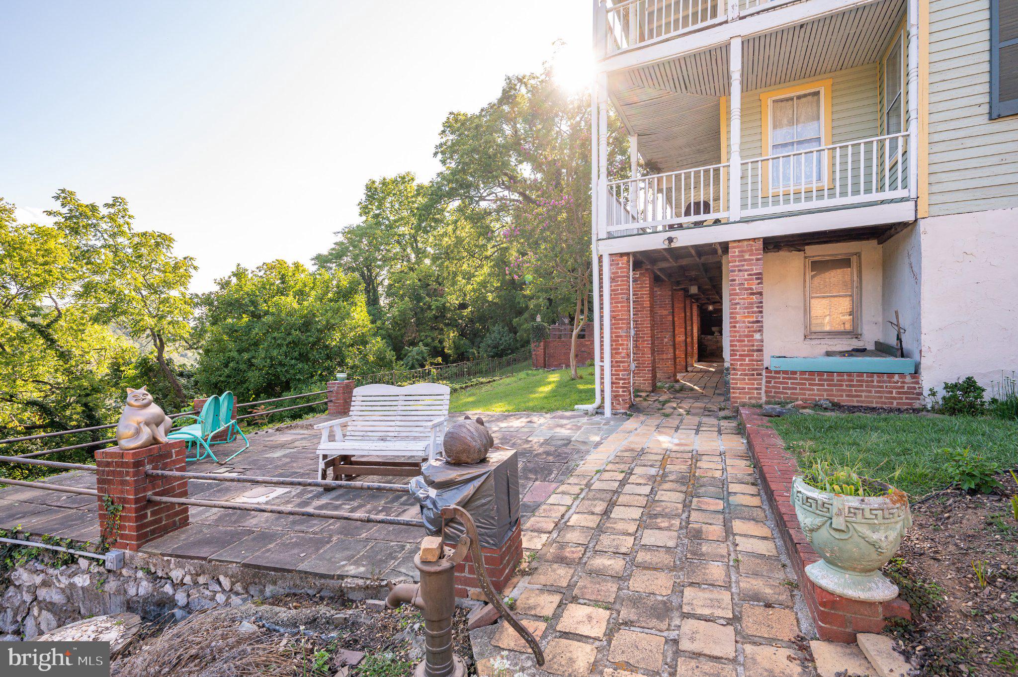 HARPERS FERRY - Residential