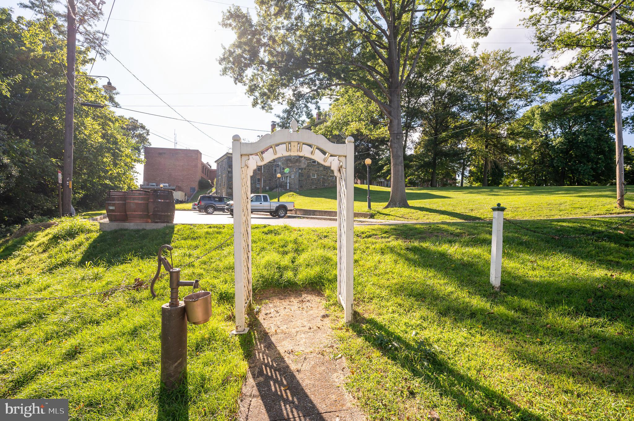 HARPERS FERRY - Residential