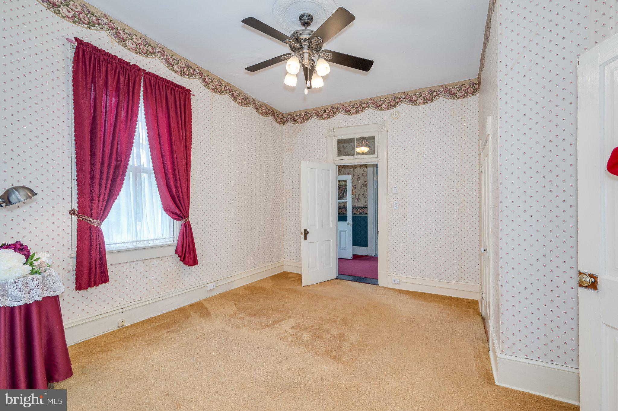 HARPERS FERRY - Residential