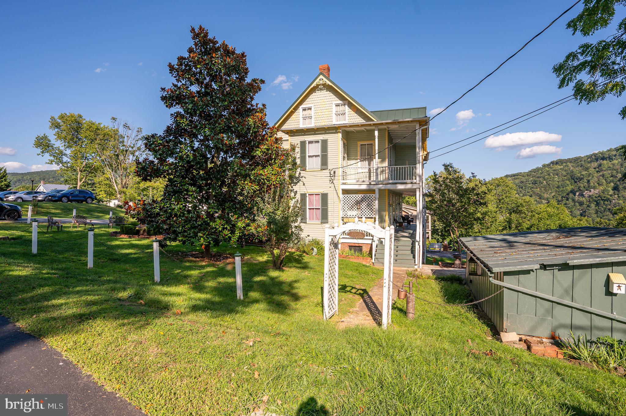 HARPERS FERRY - Residential
