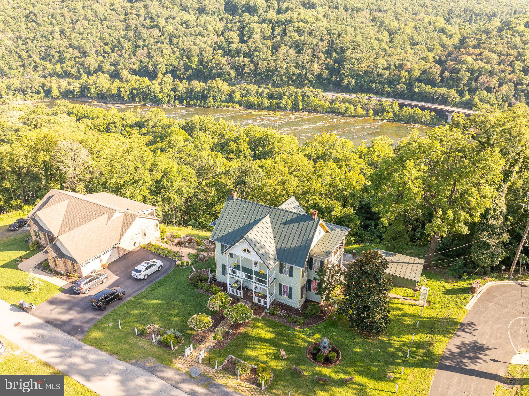 HARPERS FERRY - Residential