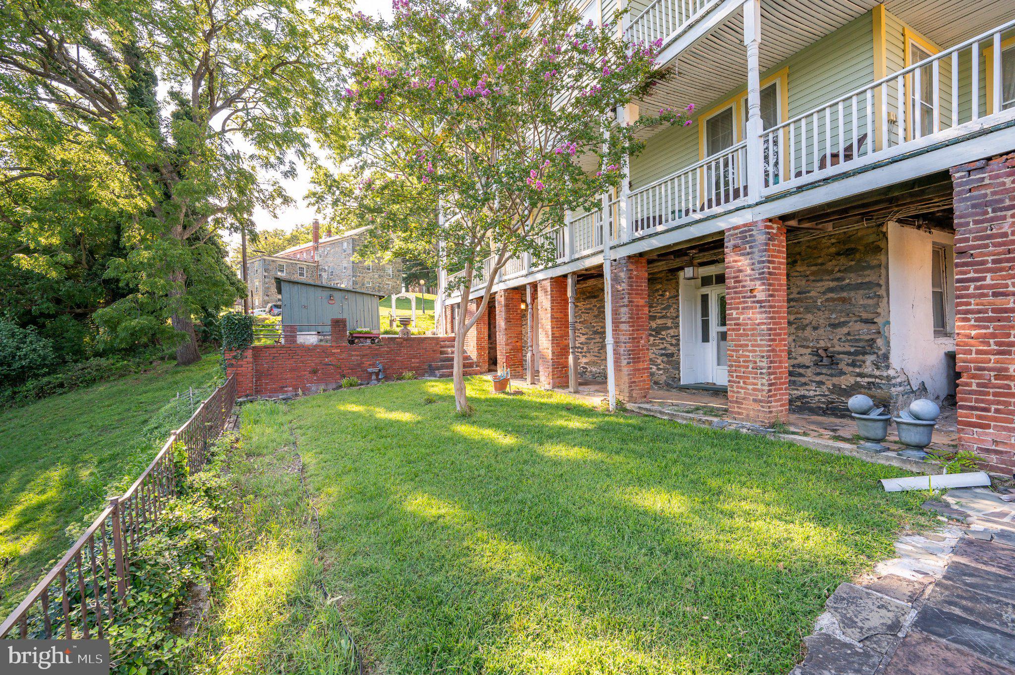 HARPERS FERRY - Residential