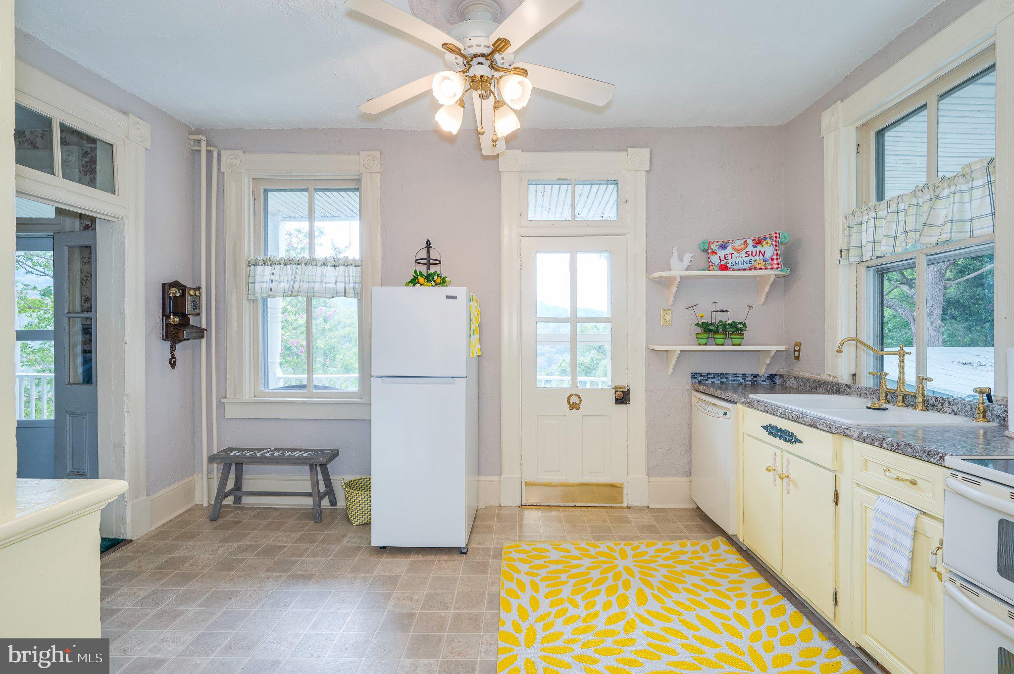 HARPERS FERRY - Residential