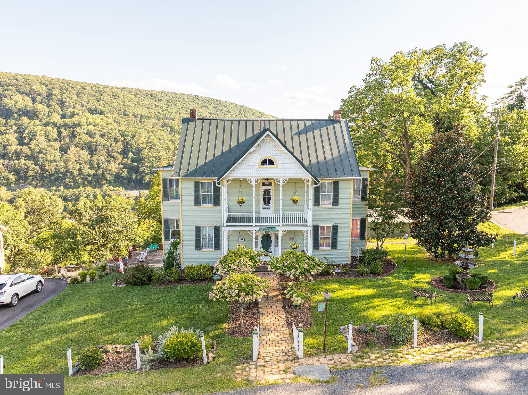 HARPERS FERRY - Residential