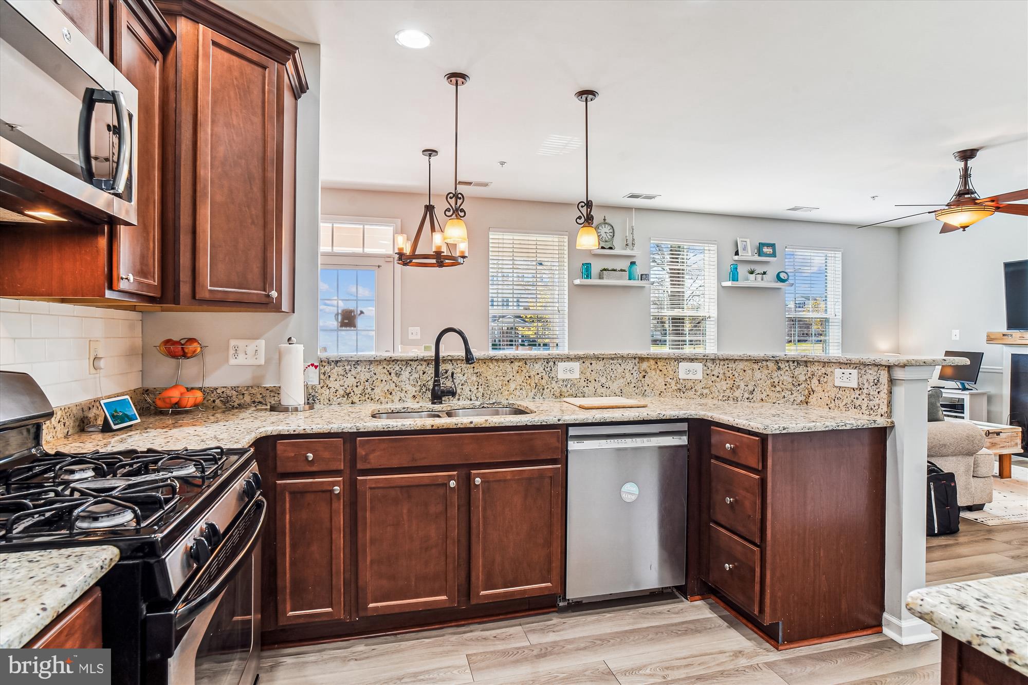 GATEWAY COMMONS - Residential