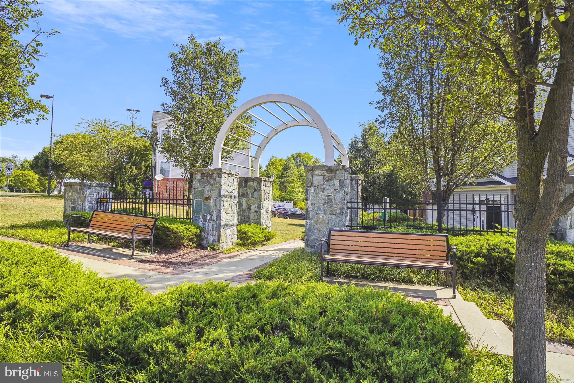 GATEWAY COMMONS - Residential
