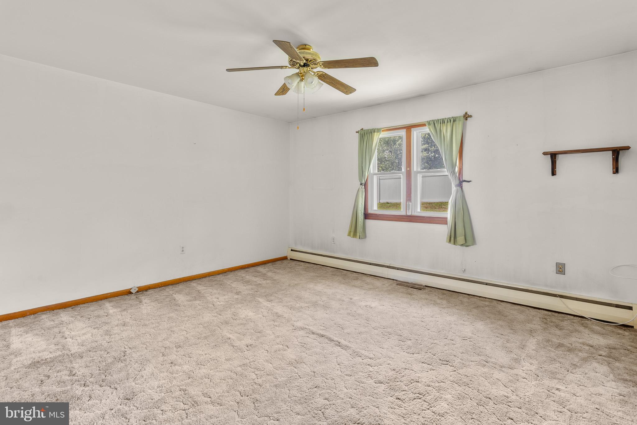 REGAL ESTATES - Residential